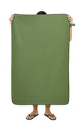 Cargar la imagen en la vista de la galería, Toalla De Microfibra Secado Rápido 130x80cm Verde Militar
