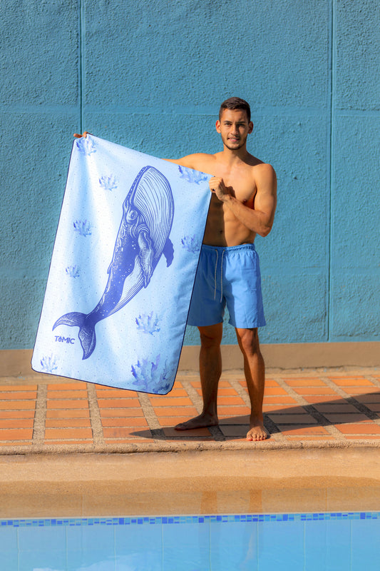 Toalla Microfibra Sublimada 130x80cm Ballena Amigos